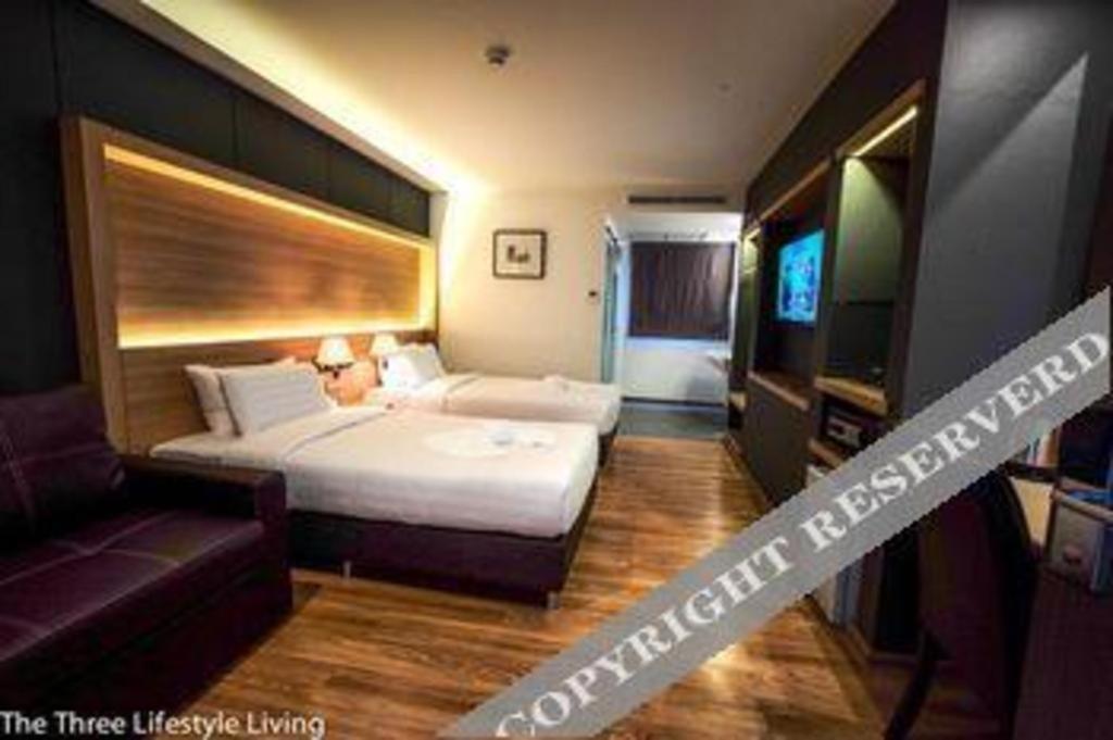 The Three Hat Yai Ngoại thất bức ảnh